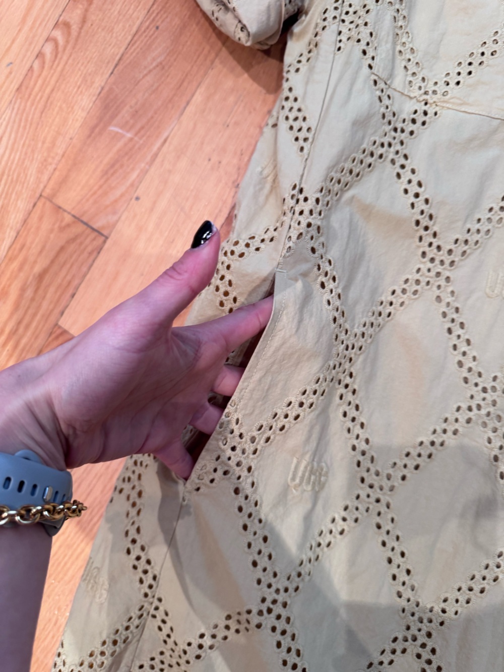 UGG eyelet mini dress - Picture 7 of 11